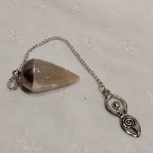 Quartz Crystal Pendulum